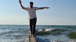 Укачивает в авто. Случай из жизни. О символах.